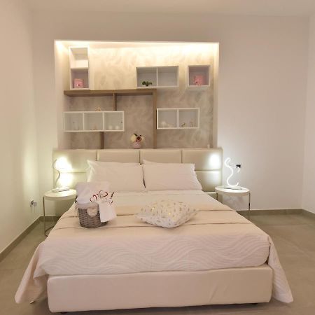 Love Inn Pompei Bagian luar foto